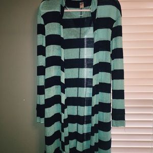 NAVY AND LIGHT BLUE CARDIGAN